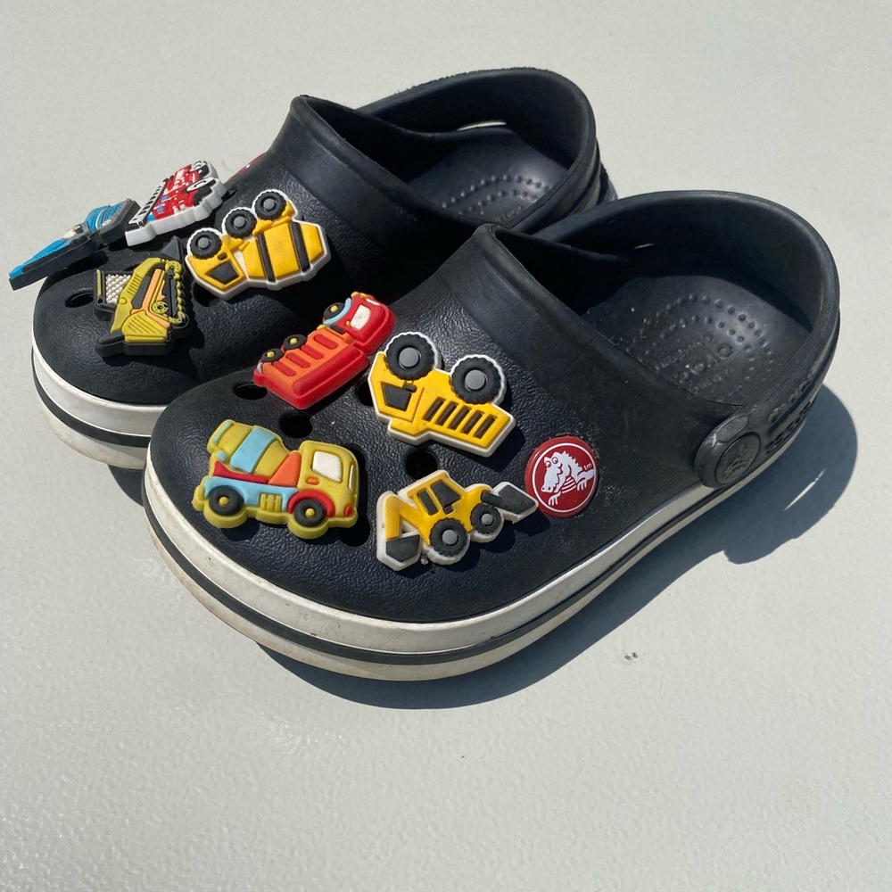 toddler crocs